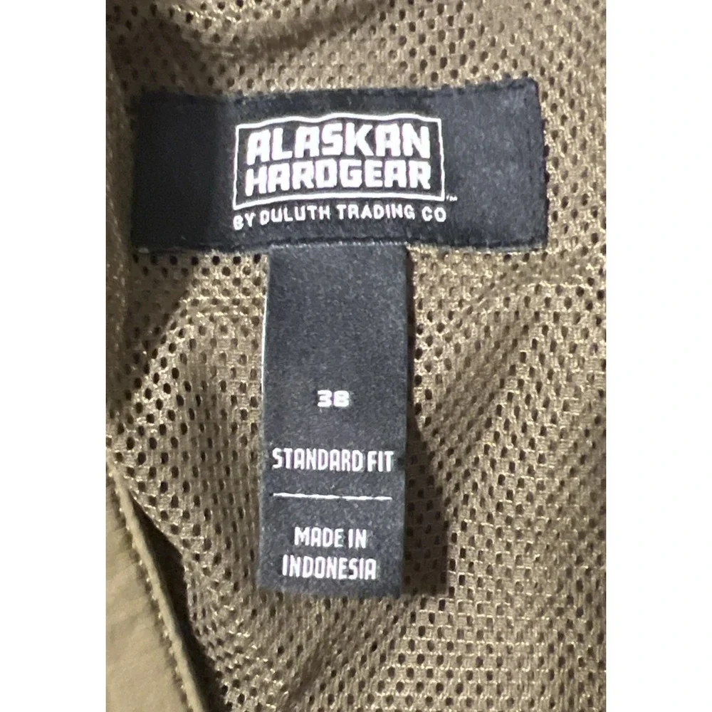 Alaskan Hardgear Army Green Men's Lightweight Nylon Hiking Shorts Size 38x10